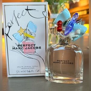 1.6oz PERFECT by Marc Jacobs Eau de Parfum